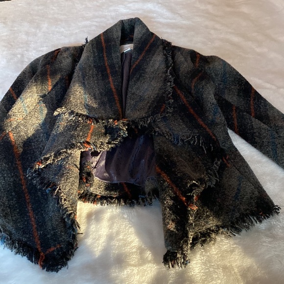 EUC Aryn K. Gray Plaid Wool Cardigan Asymmetrical Jacket Size M - Picture 13 of 15